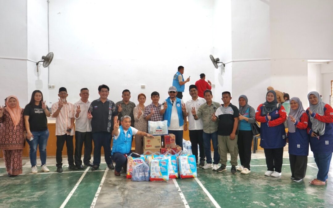 Sumbangan Kepada Mangsa Kebakaran Kg. Batu Putih, Sandakan